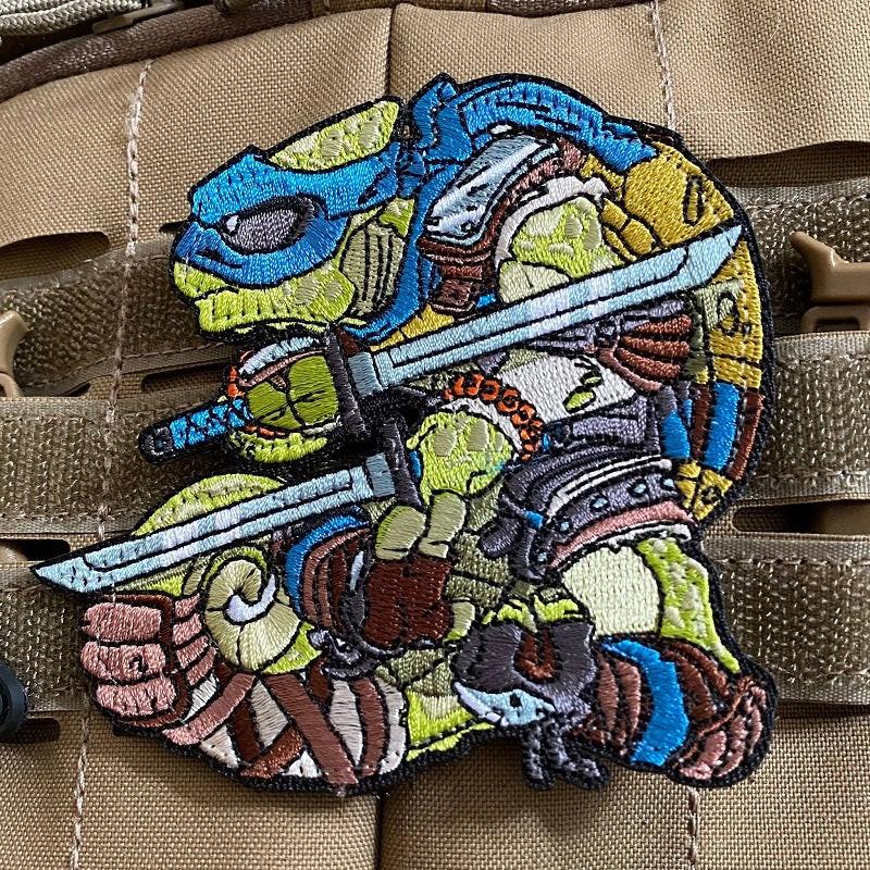 CHAMELEON #94 - EMBROIDERY PATCH - BLUE - Image 2