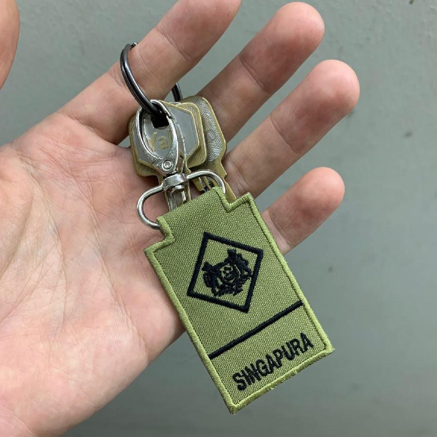 MINI SAF RANK KEYCHAIN - 2LT (MULTICAM) - Image 2