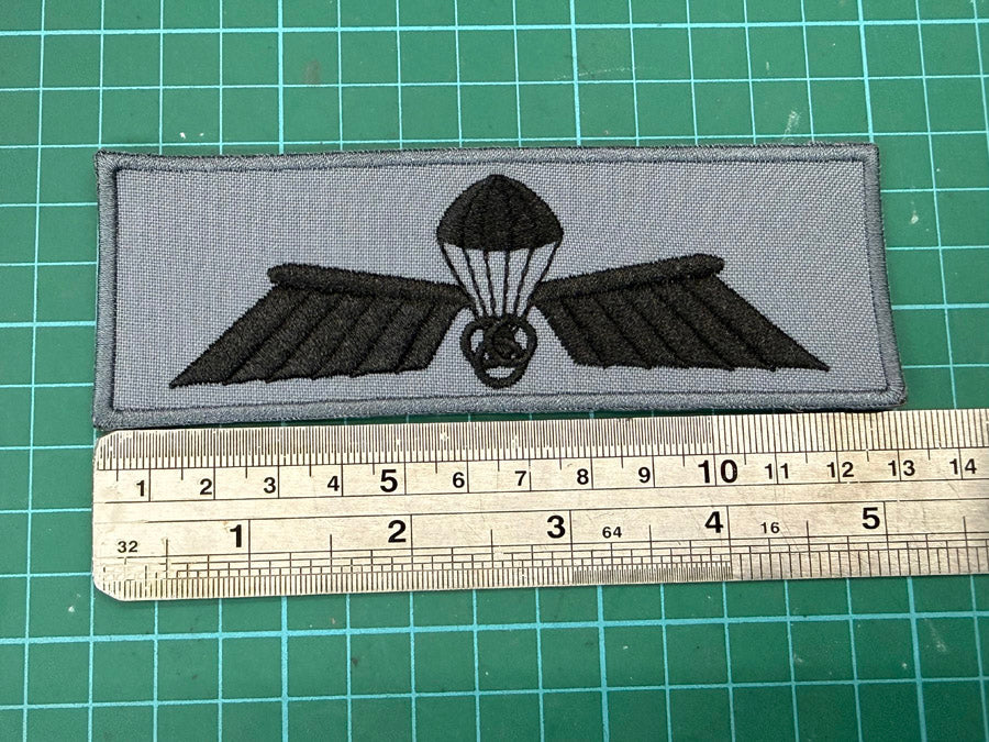 Netherlands Armed Forces Parachutist Instructor Airborne Jump Wing Patch - (3 Rings, 13 cm x 4.5 cm) - Image 2