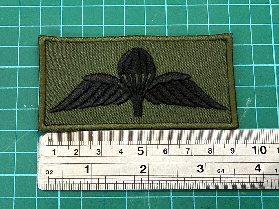 UK British Parachutist Airborne Jump Wing Embroidery Patch (9 cm x 4.5 cm)